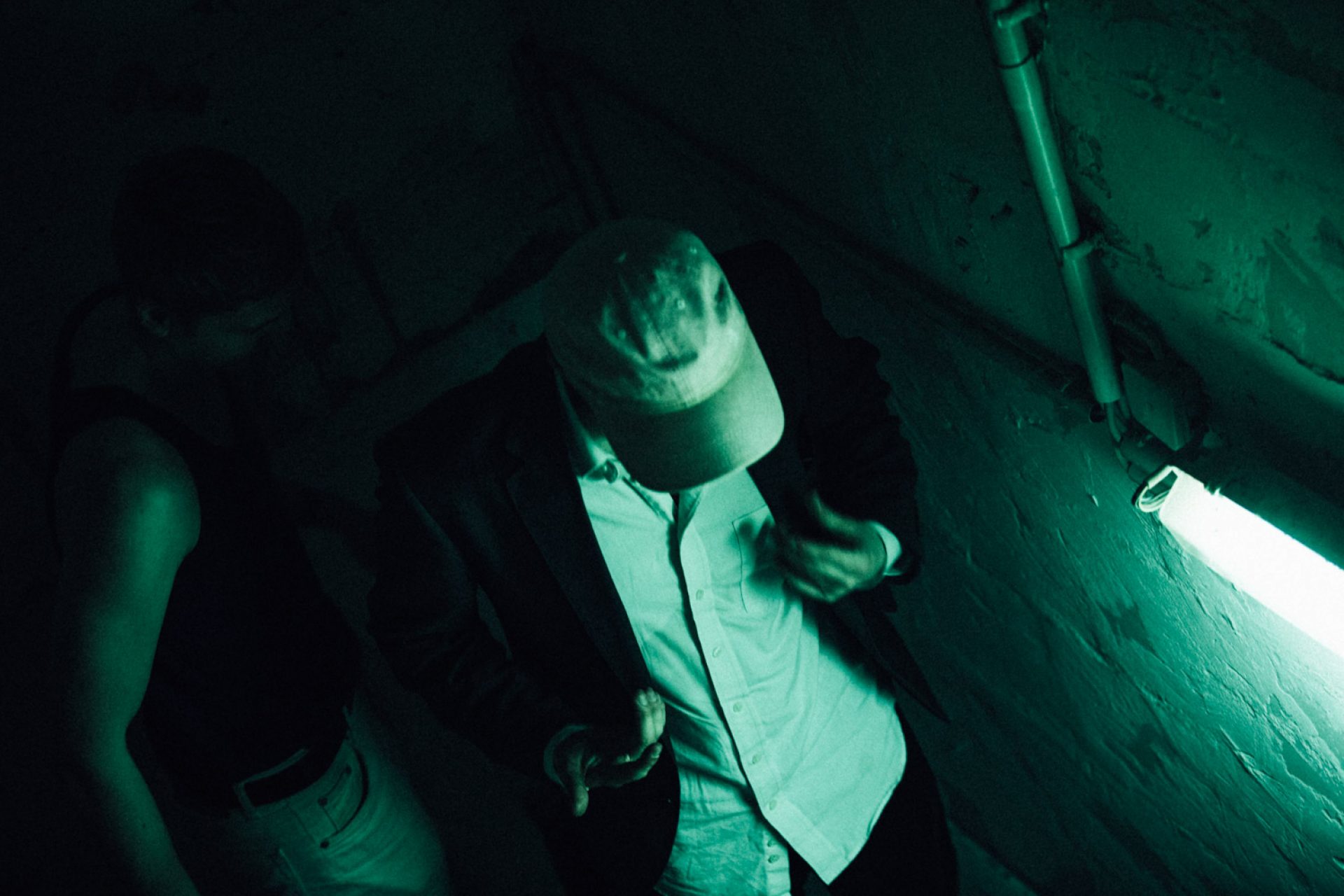 L. , G. & S. + T.00002